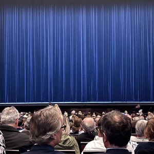 Scène de l'opéra de Paris après expérience
